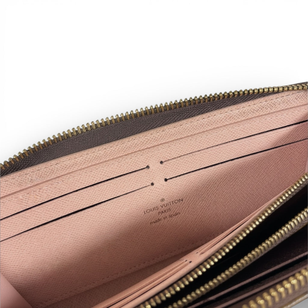 Louis Vuitton Clemence Zippy Wallet