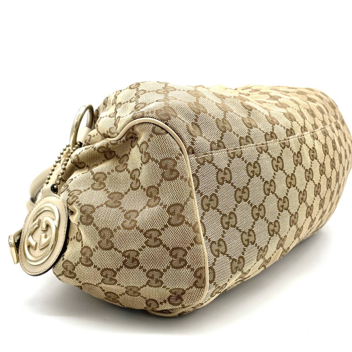 Gucci Sukey GG Monogram Canvas Handtasche