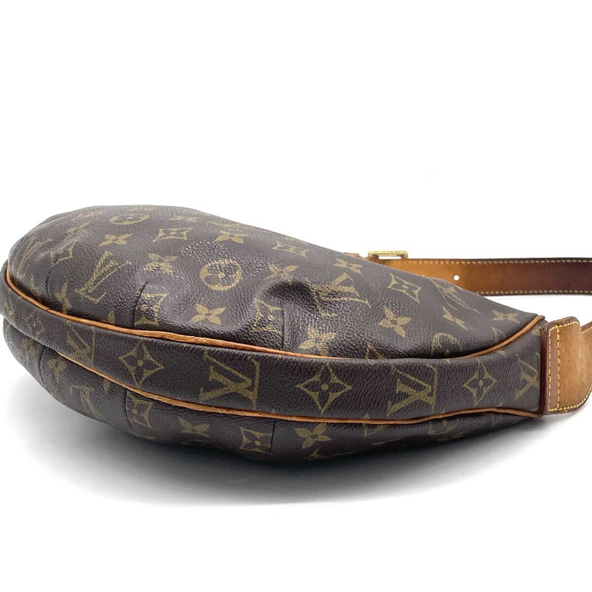 Louis Vuitton Croissant MM Monogram Canvas Tasche