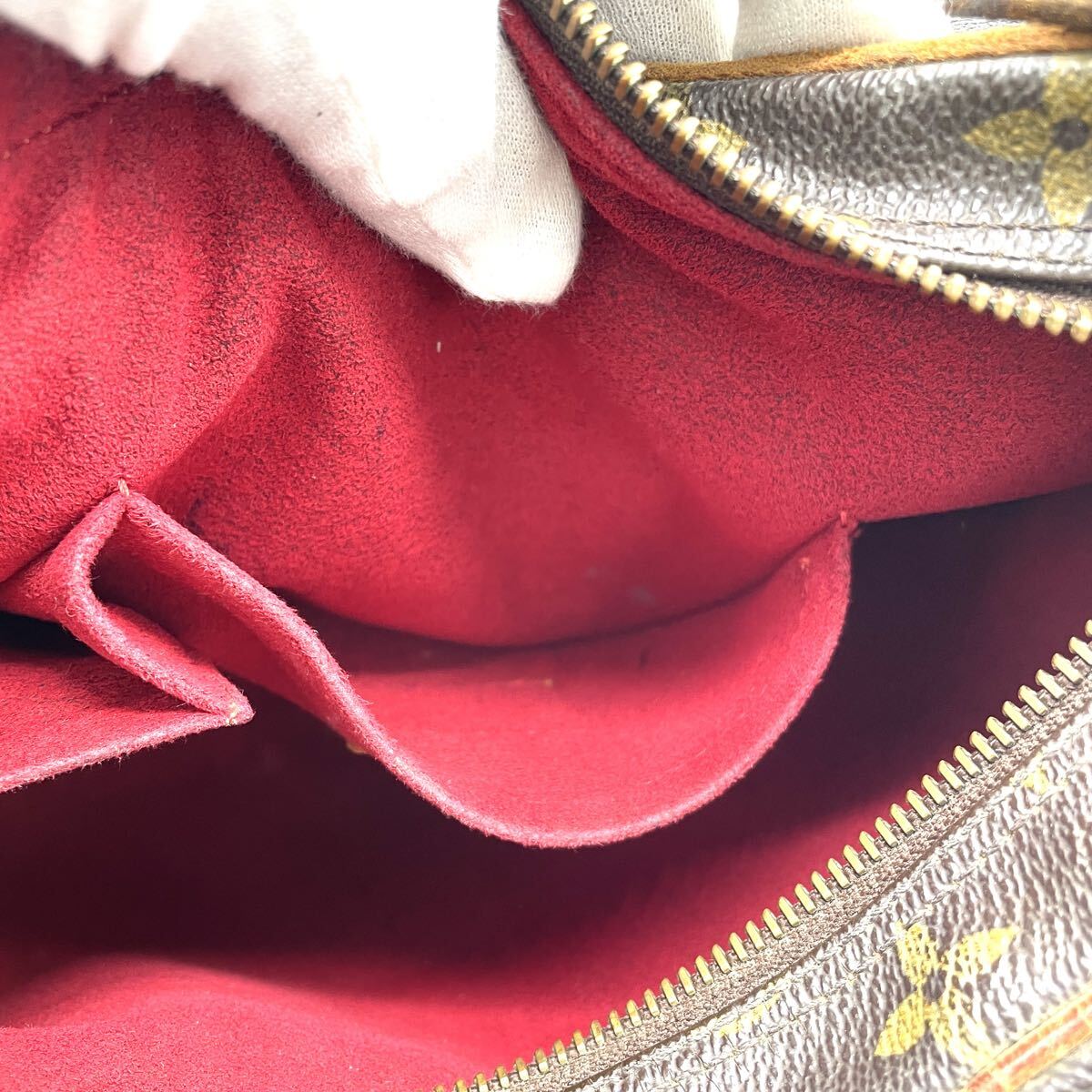 Louis Vuitton Croissant MM Monogram Canvas Tasche